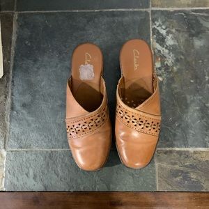 Clarks slip one